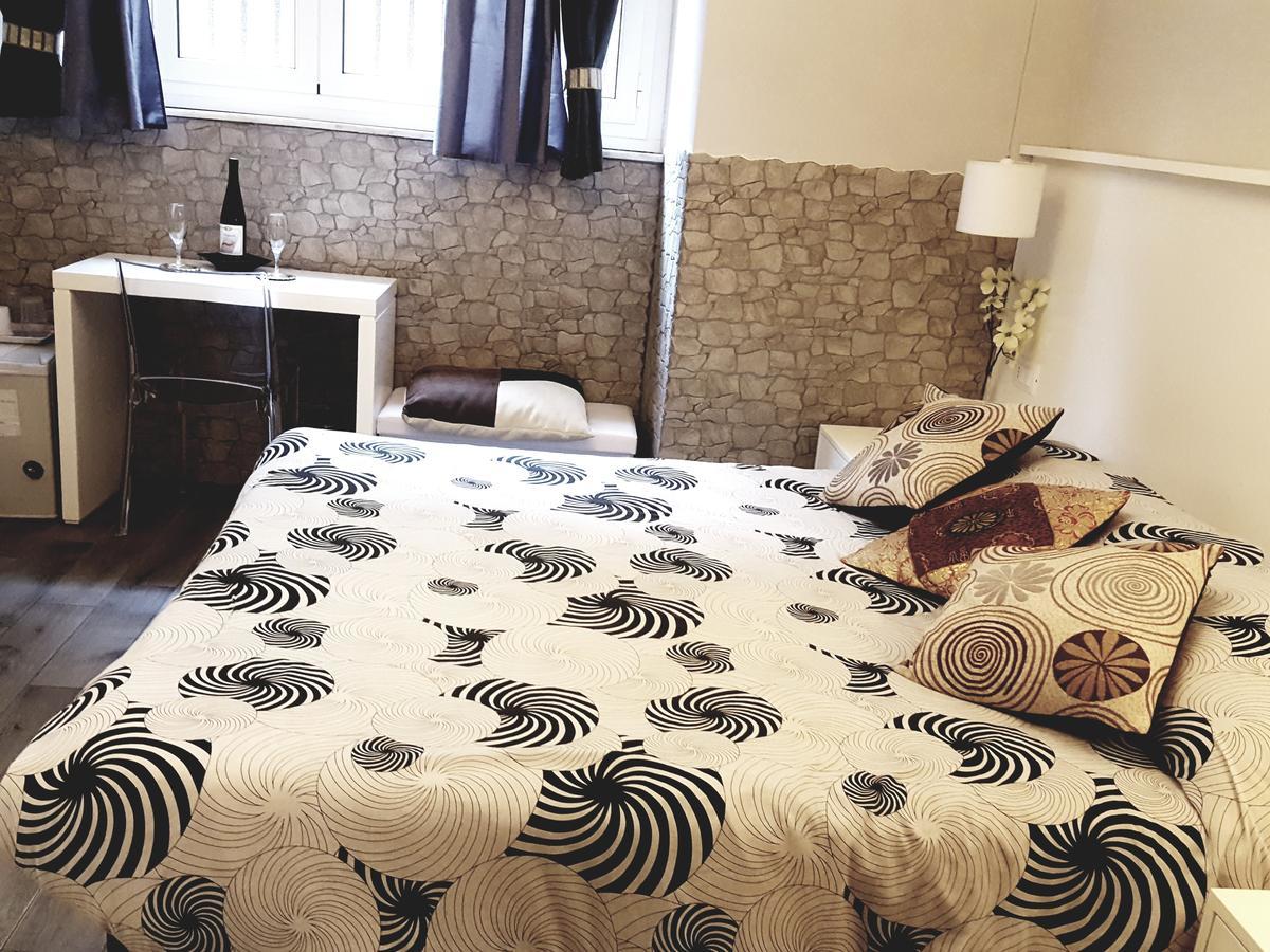 Dea Roma Inn Kültér fotó